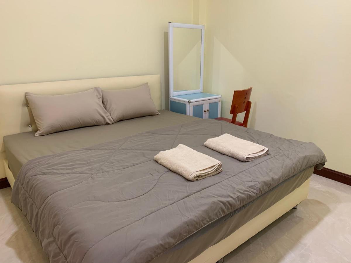 Thippawan Bungalow Ко Си Чанг Екстериор снимка