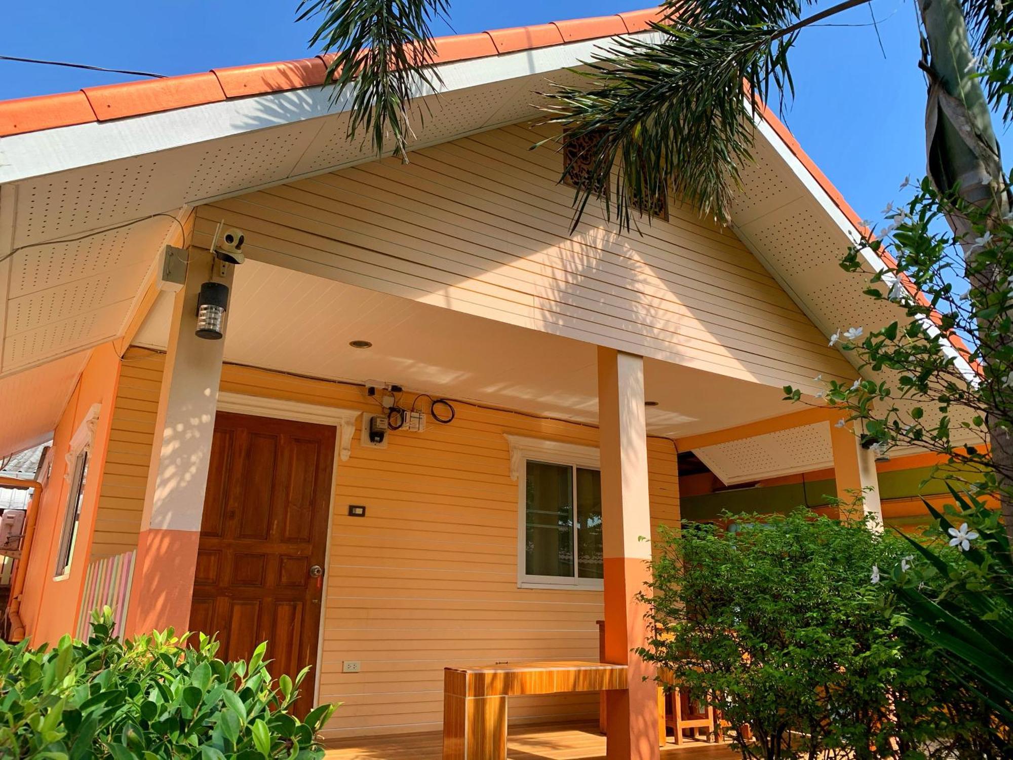 Thippawan Bungalow Ко Си Чанг Екстериор снимка