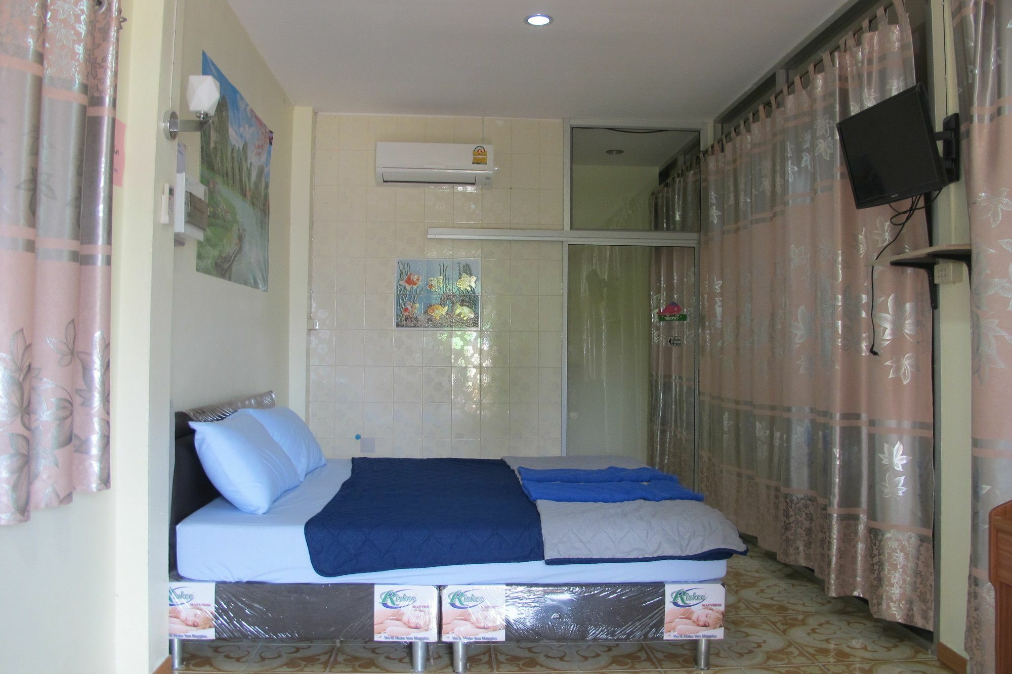 Thippawan Bungalow Ко Си Чанг Екстериор снимка