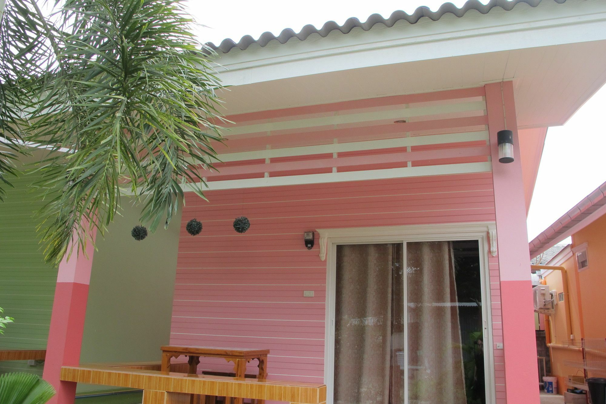 Thippawan Bungalow Ко Си Чанг Екстериор снимка