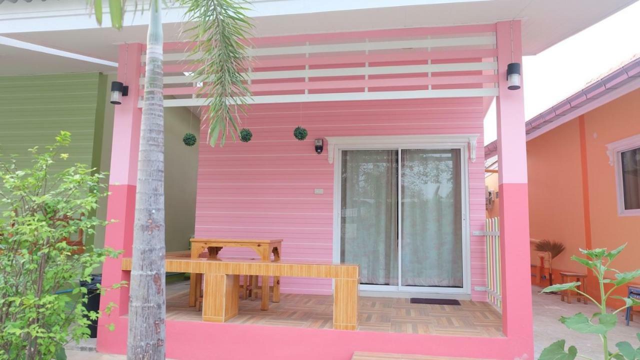 Thippawan Bungalow Ко Си Чанг Екстериор снимка