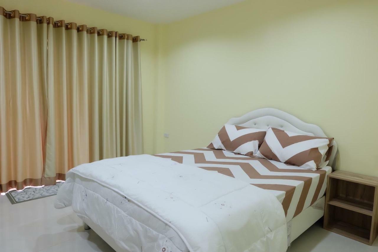Thippawan Bungalow Ко Си Чанг Екстериор снимка