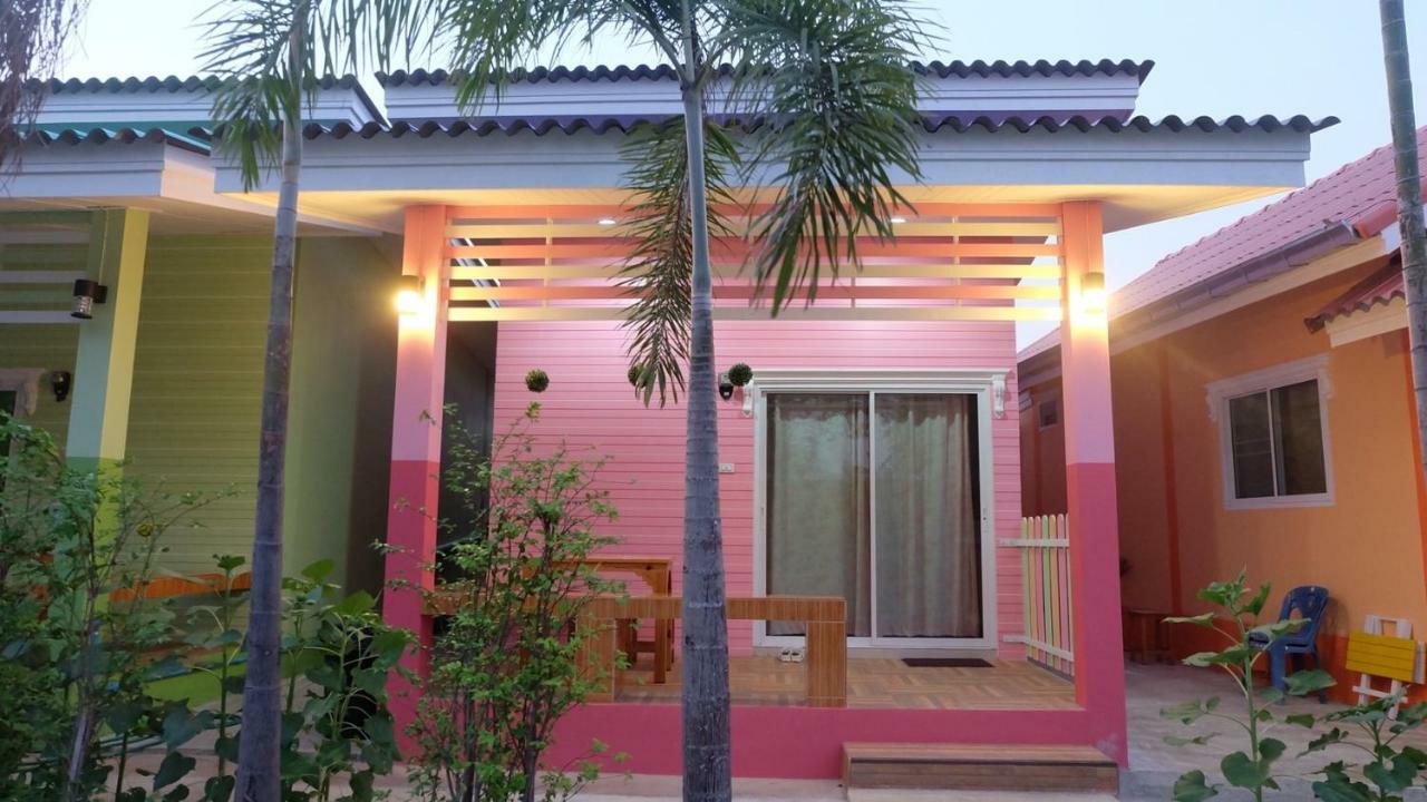 Thippawan Bungalow Ко Си Чанг Екстериор снимка