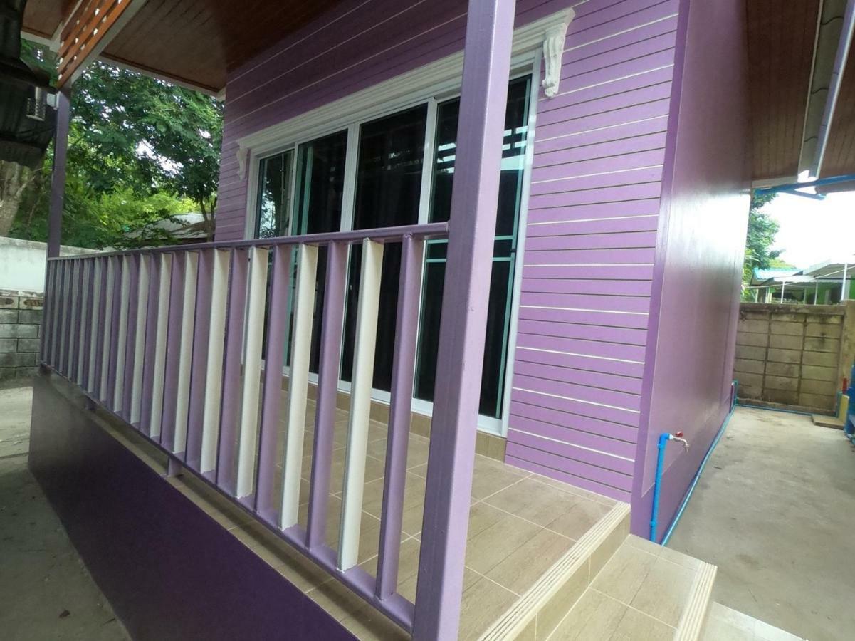 Thippawan Bungalow Ко Си Чанг Екстериор снимка